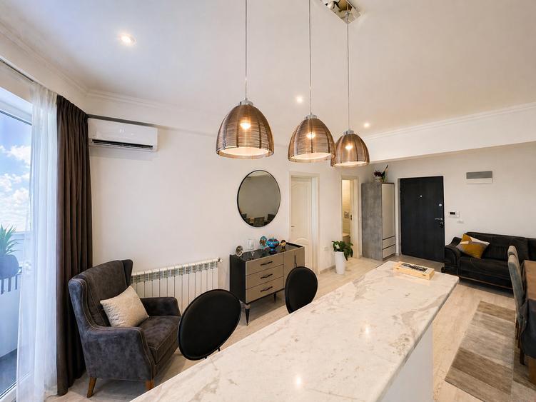 Apartament cu 2 camere semidecomandat, mobilat în Gara