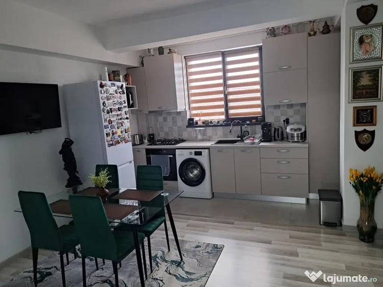 Apartament cu 2 camere decomandat în Bucium
