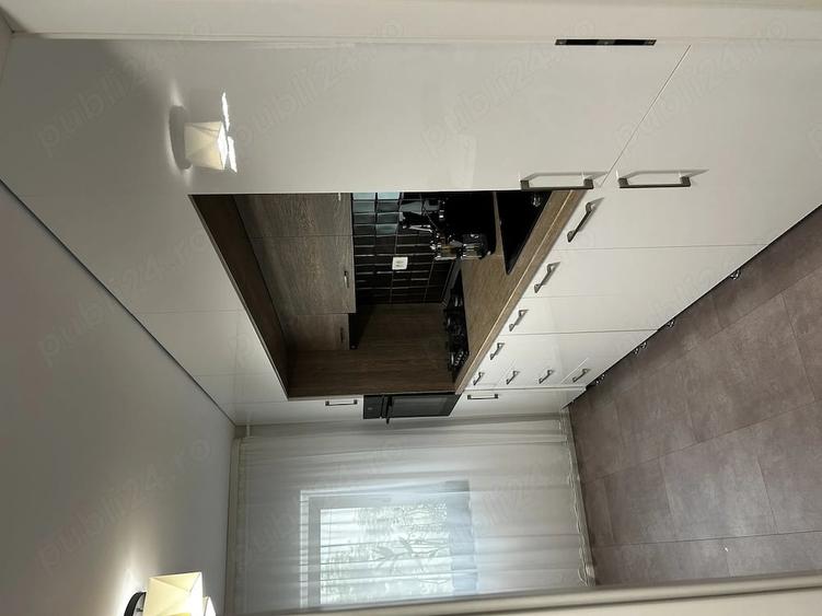 Apartament cu 3 camere decomandat în Steaua