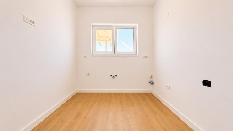 Duplex cu 5 camere cu Canalizare în Moșnița Nouă