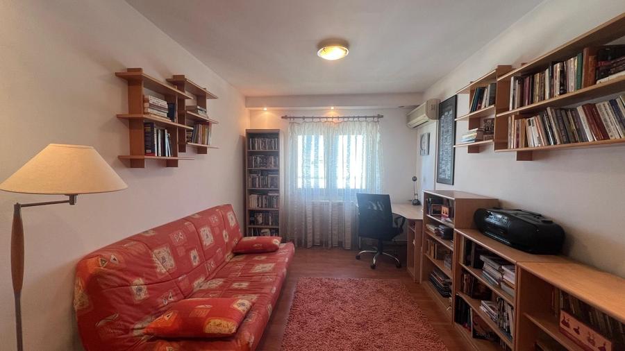 Apartament cu 3 camere decomandat, mobilat în Băneasa