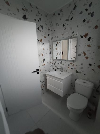 Casă individuală cu 5 camere cu Teren 1800 Mp în Tărtășești