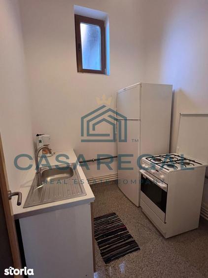 Apartament cu 2 camere, mobilat în Central