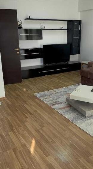 Apartament cu 2 camere decomandat în Vest