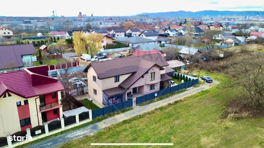 Casă cu 5 camere cu Teren 375 Mp în Șerbănești