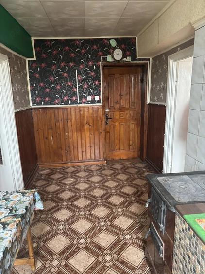 Apartament cu 3 camere nedecomandat în Ilia