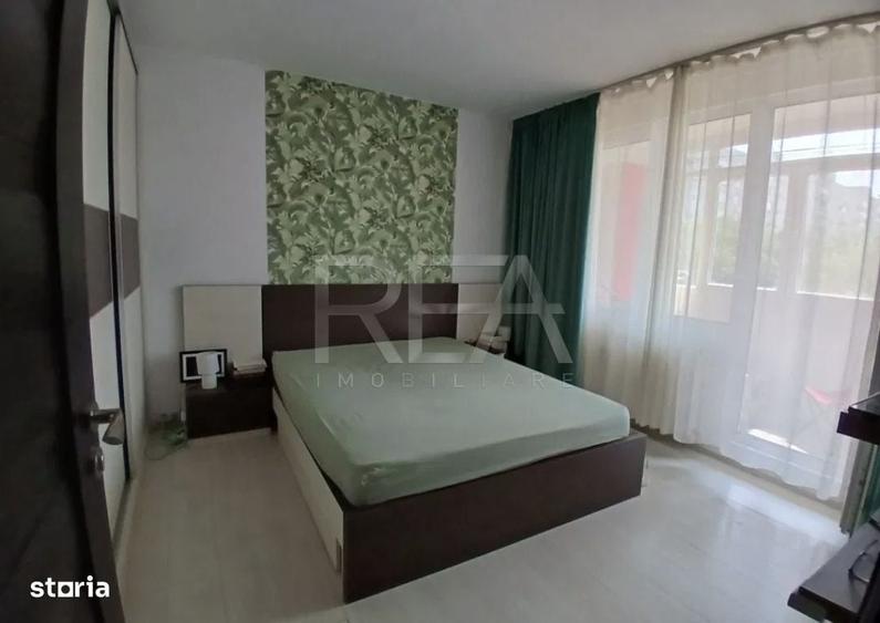 Apartament cu 3 camere decomandat în Drumul Taberei