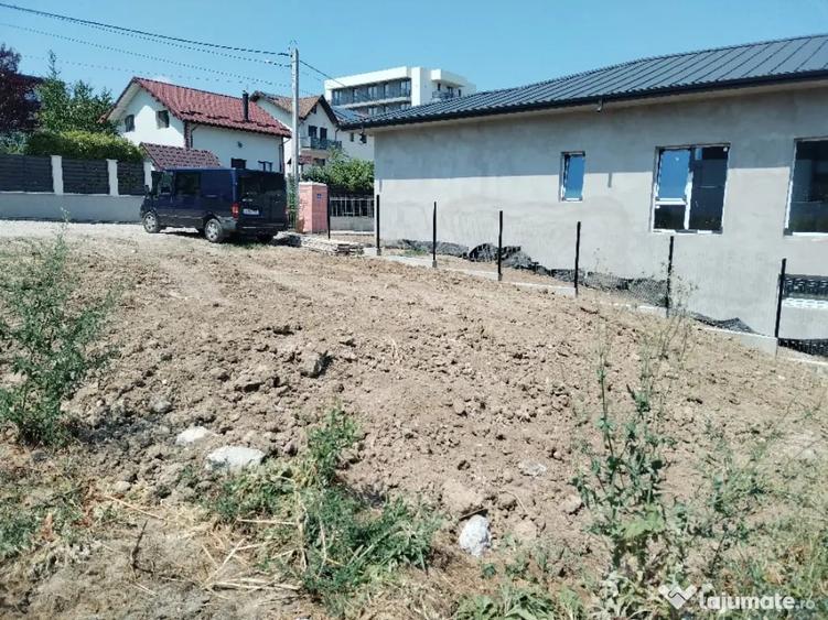 Casă cu 7 camere în Radovanu