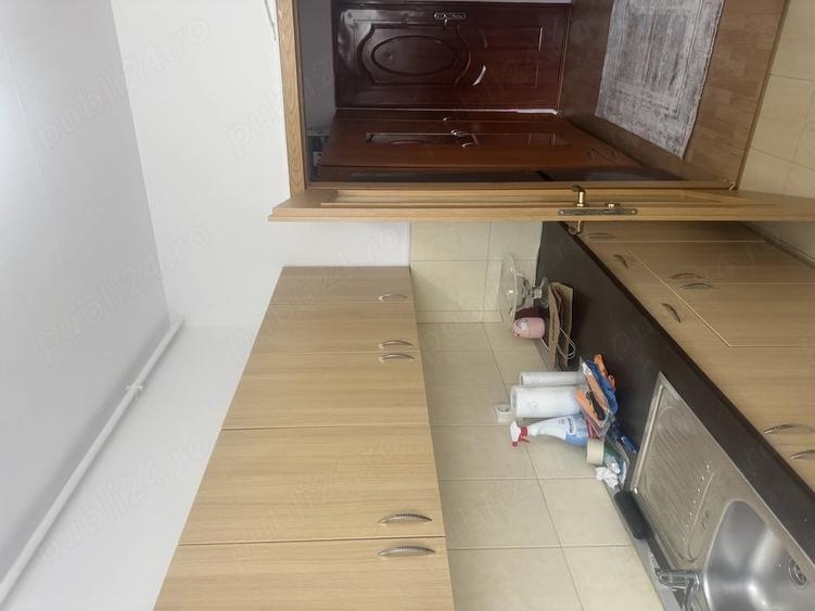 Garsonieră decomandată în Iris
