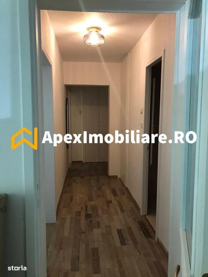 Apartament cu 2 camere decomandat în Câmpia Libertății