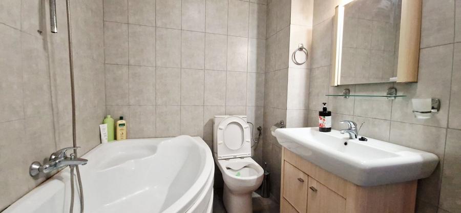 Apartament cu 2 camere decomandat, mobilat în Valea Ialomiței