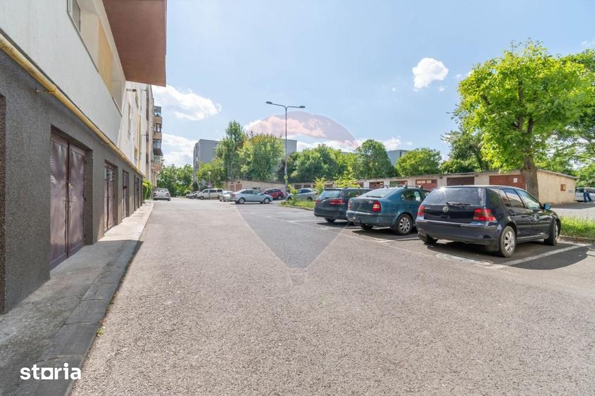 Apartament cu 3 camere decomandat în Zorilor