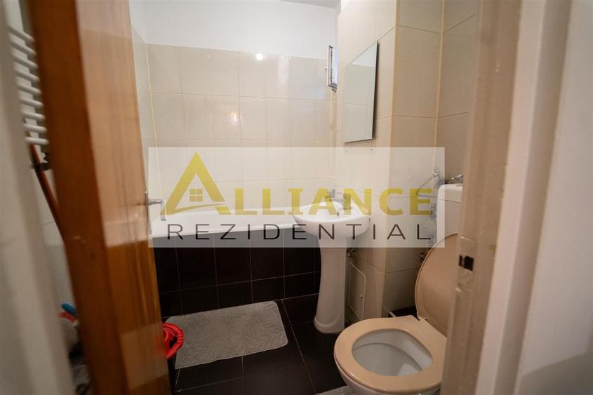 Apartament cu 3 camere decomandat, mobilat în Tineretului