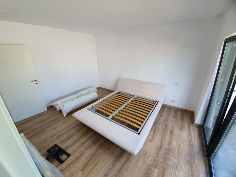 Casă cu 4 camere cu Teren 330 Mp în Tunari