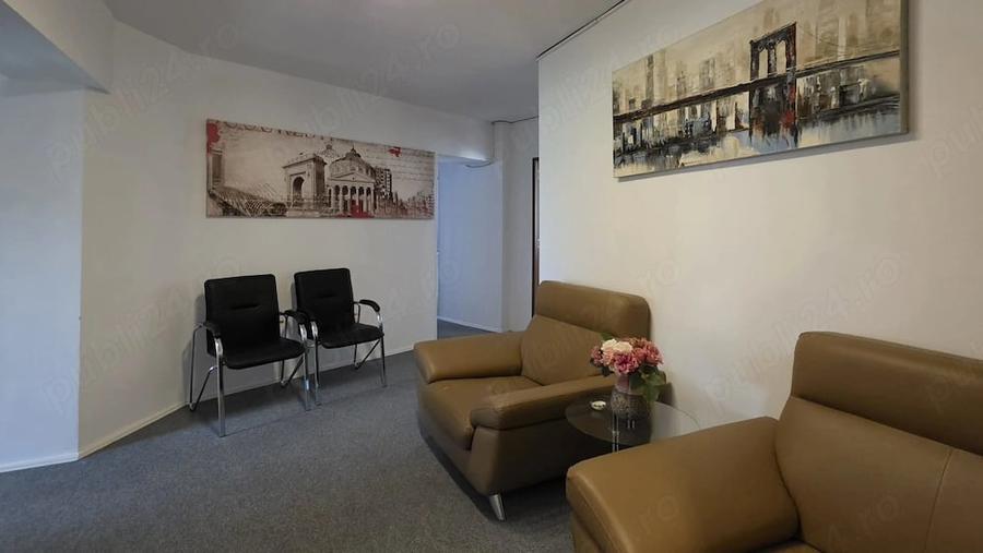 Apartament cu 4 camere decomandat în Universitate