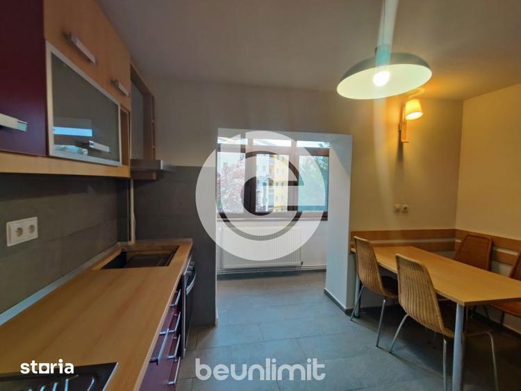 Apartament cu 3 camere decomandat, mobilat în Central