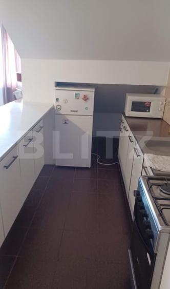 Apartament cu 2 camere semidecomandat, mobilat în Florești