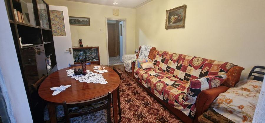Apartament cu 2 camere circular în City Park Mall
