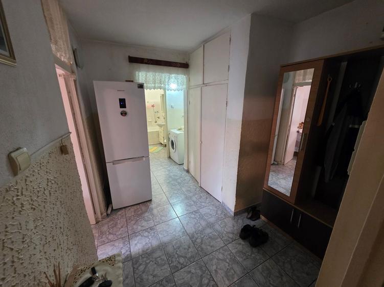 Apartament cu 2 camere decomandat, mobilat în Km 4-5