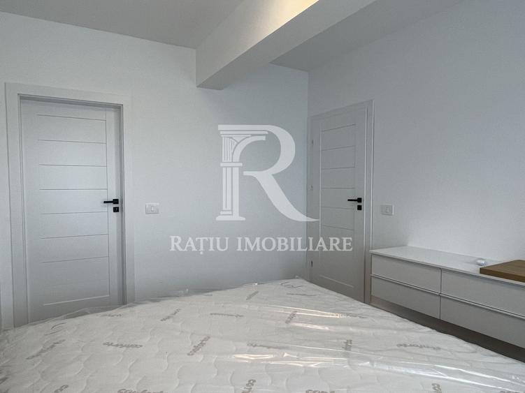 Apartament cu 2 camere semidecomandat, mobilat în Central