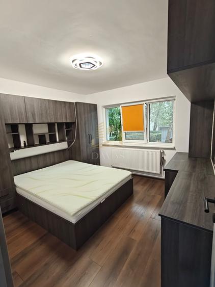 Apartament cu 3 camere decomandat, mobilat în Plopilor
