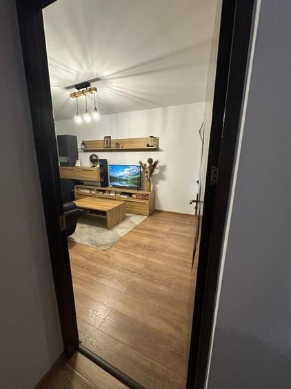 Apartament cu 2 camere decomandat, mobilat în Gorjului