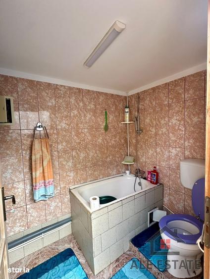 Casă cu 4 camere cu Teren 166 Mp în Central