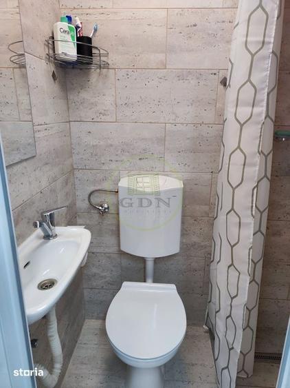 Casă cu 5 camere cu Teren 600 Mp în Central