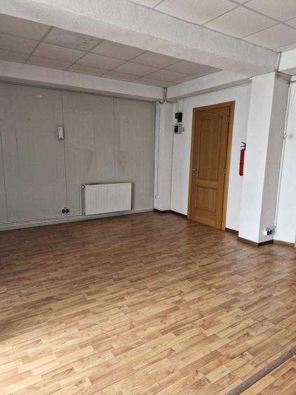 Spațiu comercial, de 80 mp, în Fundeni