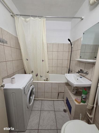 Garsonieră semidecomandată în Obor