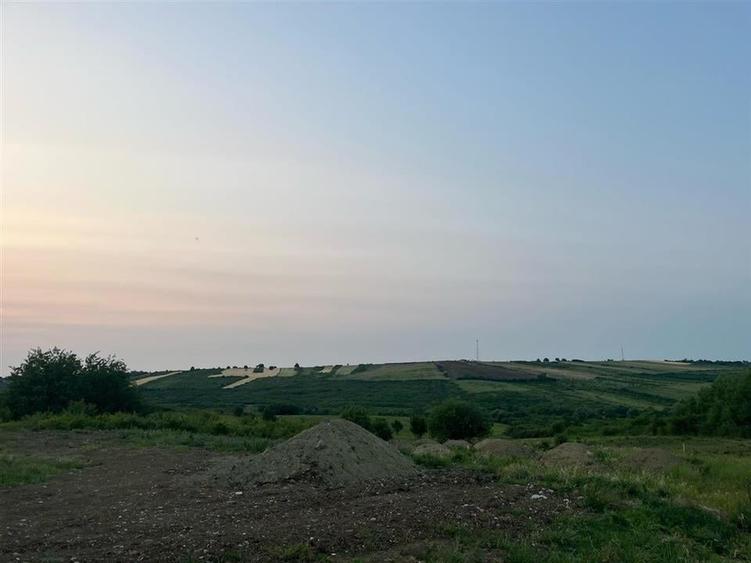 Teren Construcții intravilan de 903 mp, în Paleu