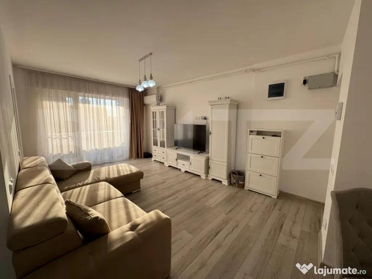 Apartament cu 3 camere decomandat în Central