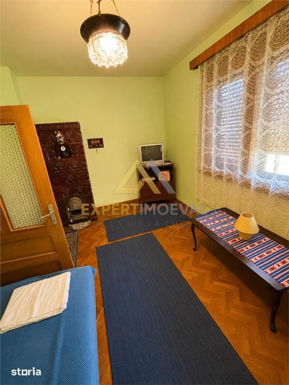 Casă cu 5 camere cu Teren 726 Mp în Copalnic
