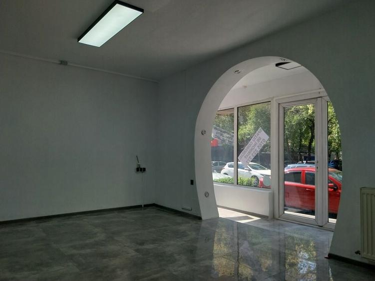 Spațiu comercial, de 45 mp, în Militari