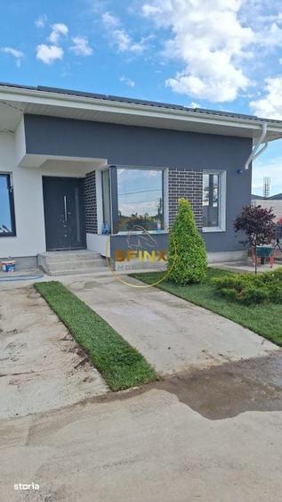 Casă cu 4 camere în Dumbrăveni