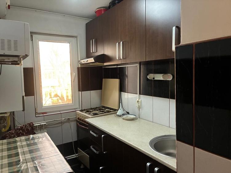 Apartament cu 2 camere semidecomandat în Exterior Vest