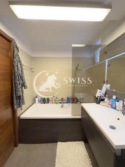Apartament cu 3 camere semidecomandat, mobilat în Bună Ziua