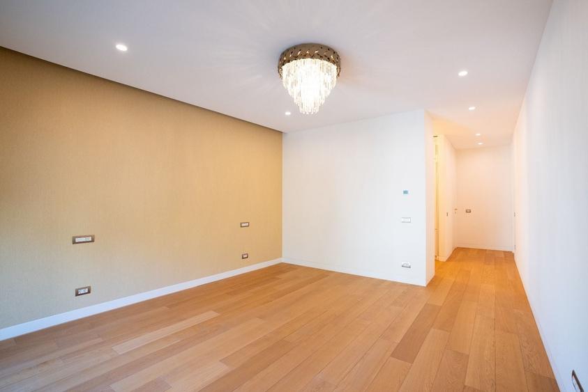Apartament cu 3 camere semidecomandat, mobilat în Dorobanți