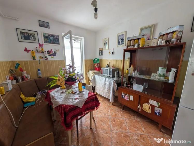 Apartament cu 3 camere decomandat în Alecu Russo