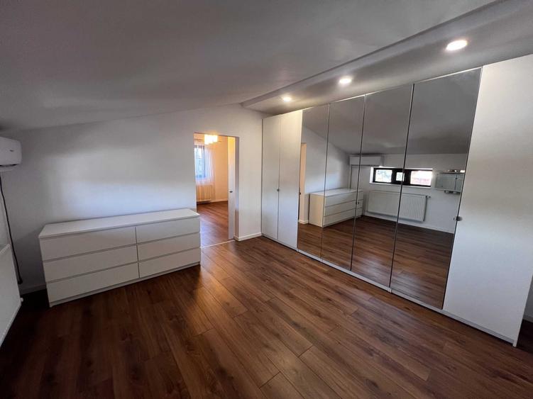 Casă cu 4 camere cu Teren 417 Mp în Obor