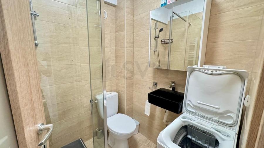 Apartament cu 3 camere decomandat, mobilat în Băneasa