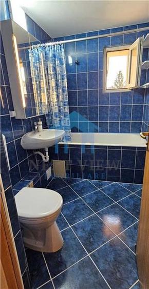 Apartament cu 4 camere decomandat în Mărăști