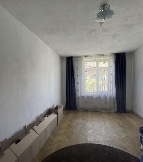 Apartament cu 2 camere decomandat în Petros