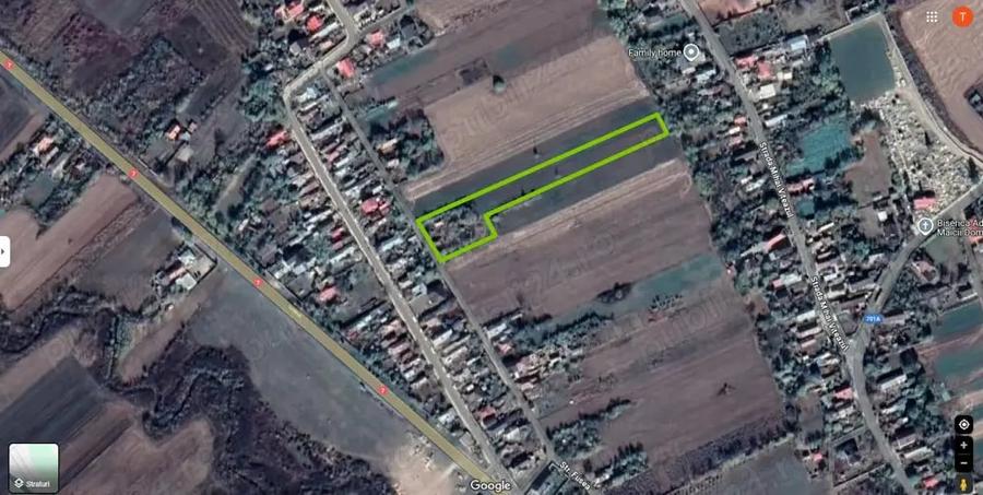 Teren de 1200 mp, în Fusea