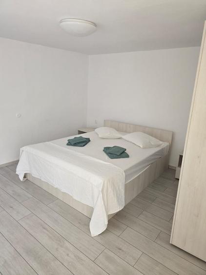 Casă cu 2 camere cu Teren 230 Mp în Central