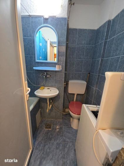 Apartament cu 2 camere în Micro 14