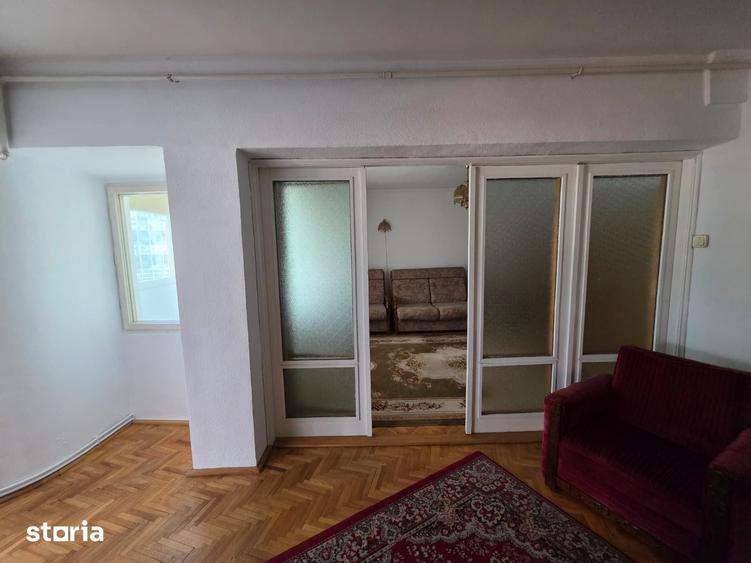 Apartament cu 2 camere, suprafata utila 60 mp., etajul 2, zona ultrace - 4