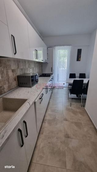 Apartament cu 3 camere în Metalurgiei