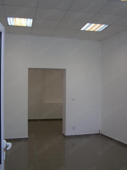 Spațiu comercial, de 27 mp, în Central