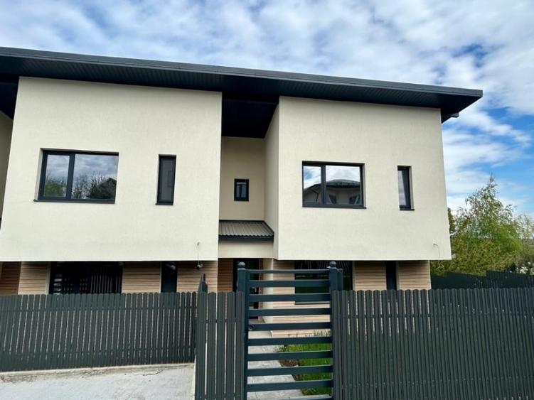 Casă individuală cu 4 camere cu Teren 230 Mp în Valea Lupului